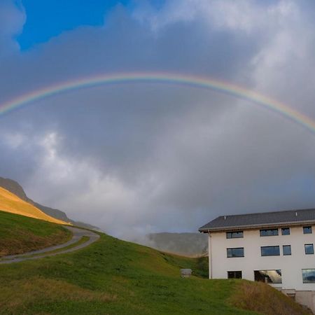 Hotel Avers Am Bach Exterior foto